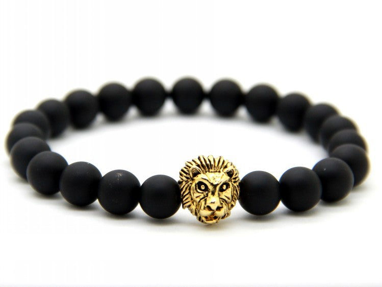 Lion Charm Bracelet — Symbolic Elegance & Personal Expression
