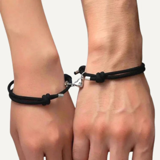Magnetic Love Bracelet — Connection in Every Click
