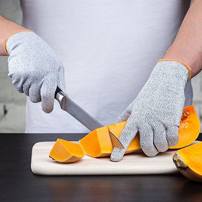 Rubber - dipped gloves against stabbing and cutting