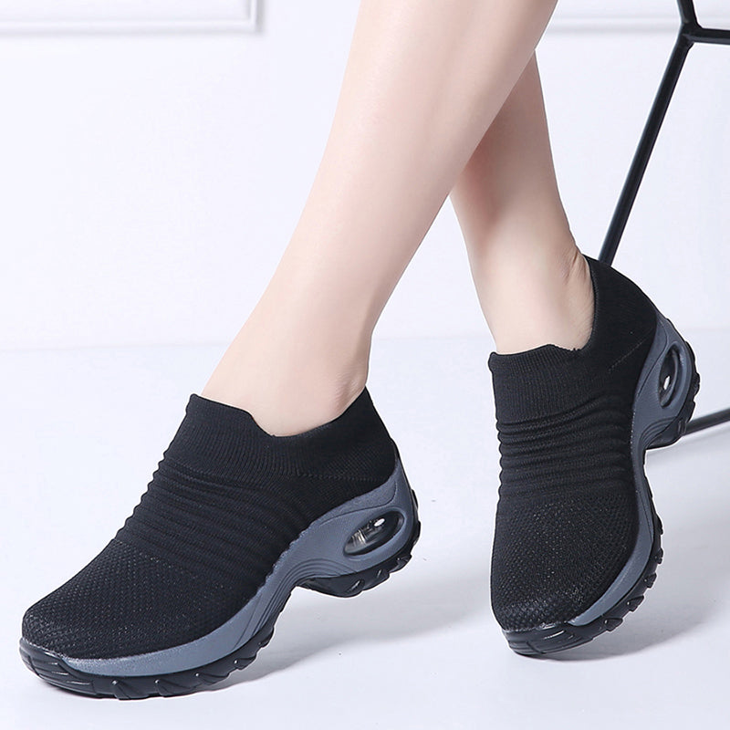 Women's Breathable Woven Rocking Shoes with Soft Sole